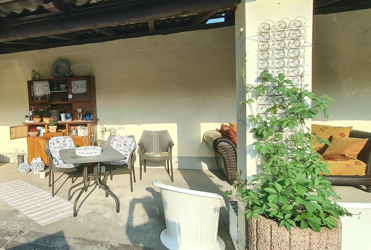 Gaestehaus Fuchsroehre Welcherath Exterior foto